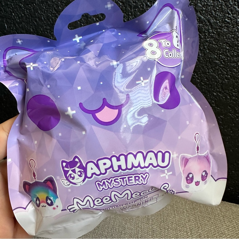 Mystery MeeMeows Plush Clip-On (1)